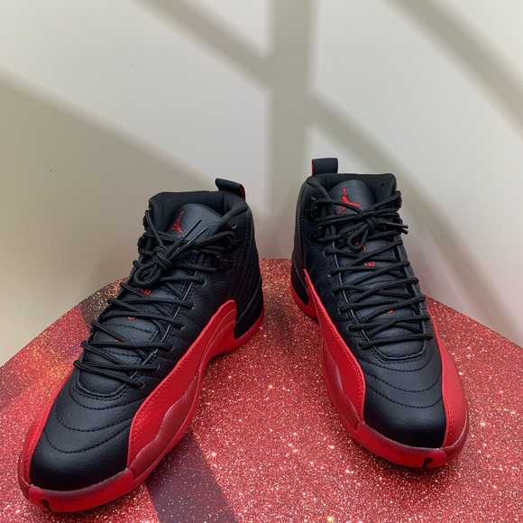 Extraordinary charm man’s size 8.5 Retro Flu Game Jordan Air Jordan 12 - Picture 3 of 7